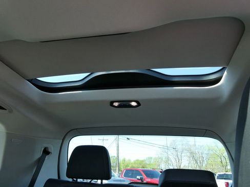 Used 2022 BMW X7 xDrive40i w/ Premium Package image 26