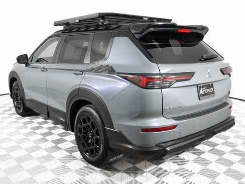 New 2026 Mitsubishi Outlander Trail Edition image 5