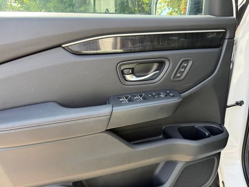 Used 2023 Honda Pilot Elite image 23
