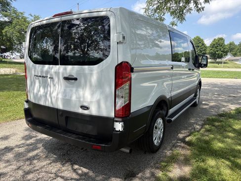 Used 2025 Ford Transit 250 Low Roof w/ Exterior Upgrade Package RWD image 6