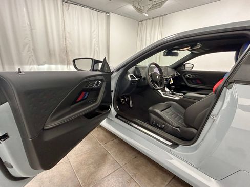 Used 2025 BMW M2 w/ Lighting Package RWD image 44