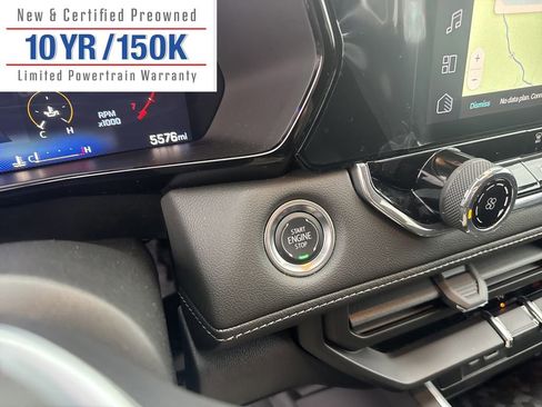 Used 2024 Chevrolet Colorado LT image 22