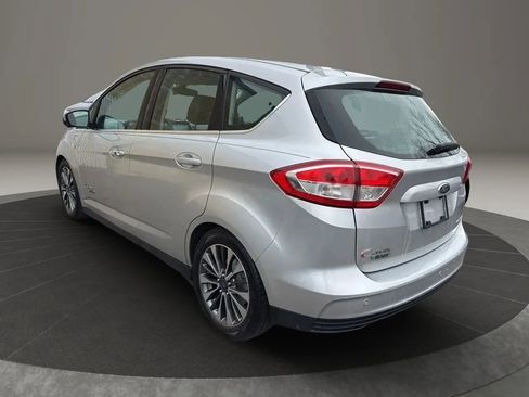 Used 2017 Ford C-MAX Energi Titanium w/ Equipment Group 501A image 7