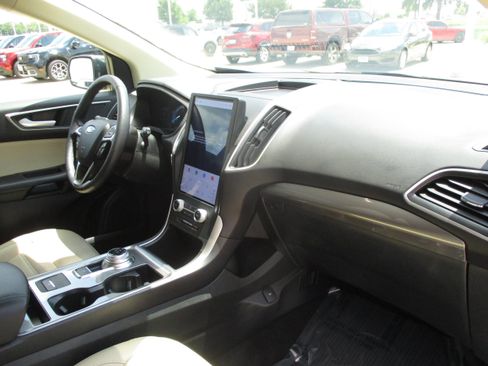 Used 2024 Ford Edge SEL w/ Convenience Package AWD/4WD image 40