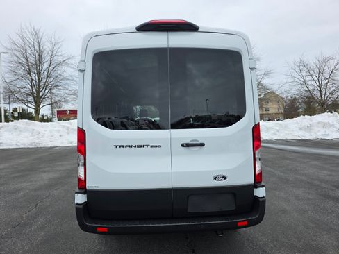 New 2026 Ford Transit 250 148 Medium Roof RWD image 4