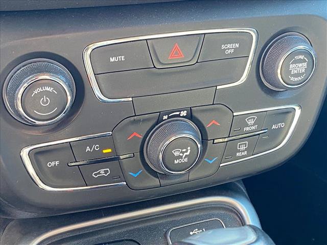 Used 2020 Jeep Compass Latitude AWD/4WD image 14