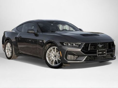 Used 2024 Ford Mustang GT Premium image 4