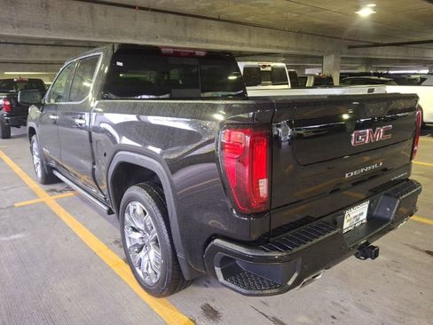 Certified 2022 GMC Sierra 1500 Denali w/ Denali Reserve Package AWD/4WD image 6