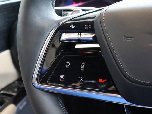 New 2026 Cadillac Lyriq V image 14