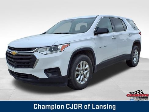 Used 2019 Chevrolet Traverse LS image 3