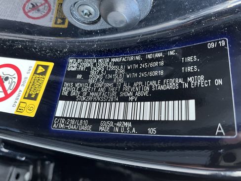 Used 2019 Toyota Highlander XLE image 29