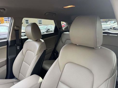 Certified 2021 Hyundai Tucson Limited image 19