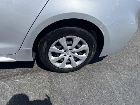 Used 2024 Toyota Corolla LE FWD image 12