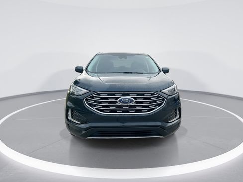 Used 2022 Ford Edge SEL w/ Convenience Package AWD/4WD image 3