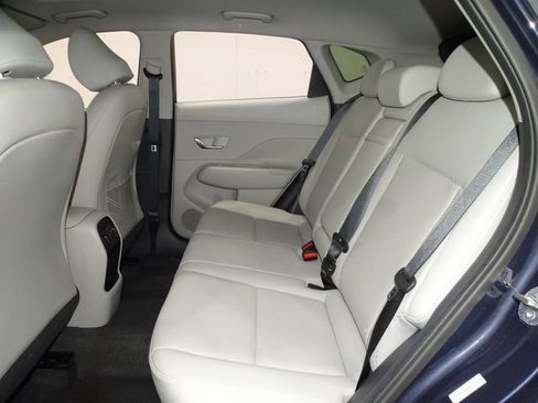 Used 2024 Hyundai Kona Limited FWD image 14