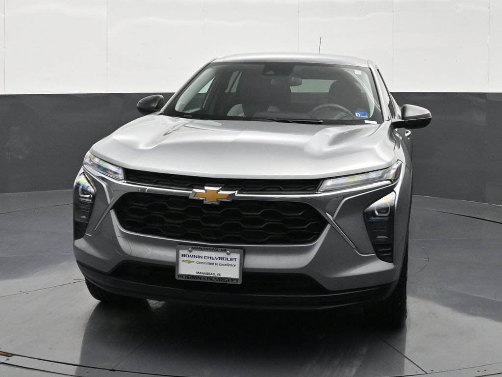 Certified 2024 Chevrolet Trax LS FWD image 8