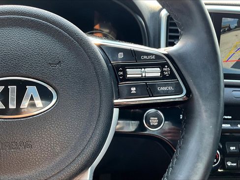 Used 2021 Kia Sportage EX w/ EX Technology Package image 23