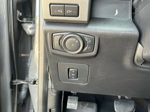 Used 2018 Ford F150 Raptor w/ Equipment Group 802A Luxury image 15