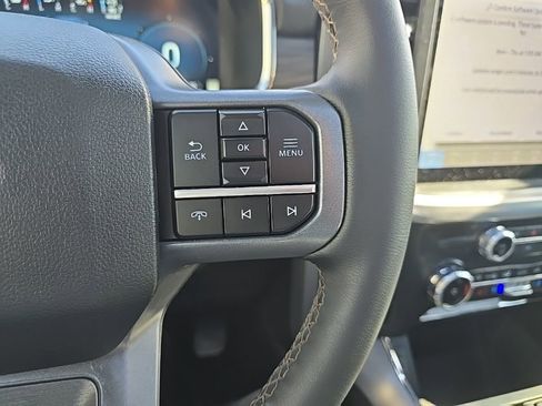 Used 2025 Ford F150 Lariat w/ Tow/Haul Package AWD/4WD image 19