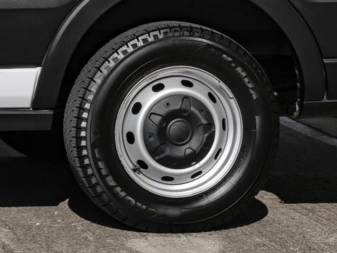 Used 2022 Ford Transit 250 Medium Roof image 50