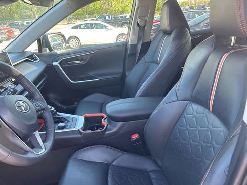 Used 2024 Toyota RAV4 Adventure w/ Convenience Package AWD/4WD image 12