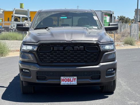 New 2026 RAM 1500 Express AWD/4WD image 8