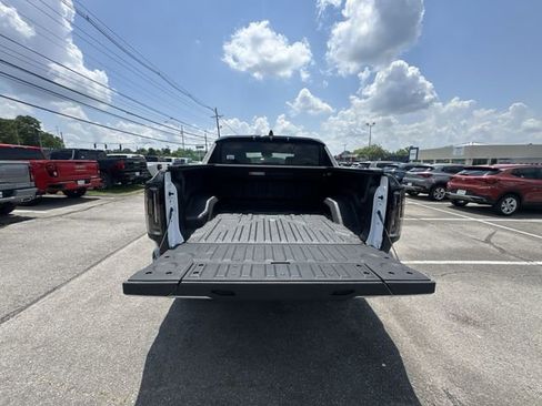 New 2025 GMC Hummer EV 3X w/ Extreme Off-Road Package image 24