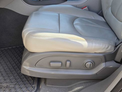 Used 2016 GMC Acadia SLT FWD image 24