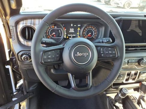New 2026 Jeep Gladiator Sport AWD/4WD image 5