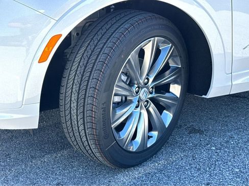 New 2026 Buick Envista Sport Touring FWD image 24