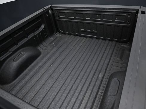 Used 2022 GMC Canyon AT4 w/ Driver Alert Package AWD/4WD image 40
