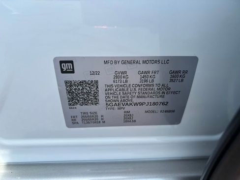 Used 2023 Buick Enclave Essence w/ Experience Buick Package AWD/4WD image 14