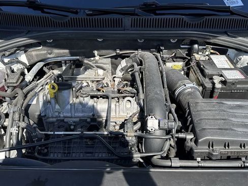Used 2021 Volkswagen Jetta SE image 59