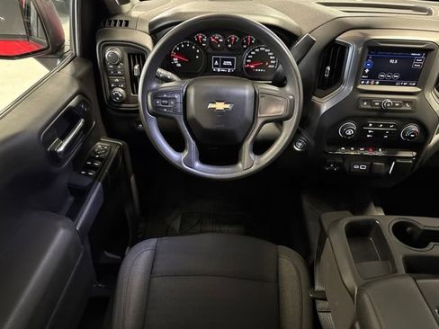 Used 2024 Chevrolet Silverado 1500 Custom w/ LPO, Dark Essentials Package AWD/4WD image 4