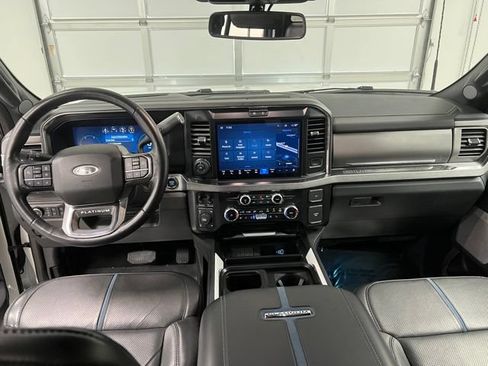 Used 2025 Ford F350 Platinum AWD/4WD image 18