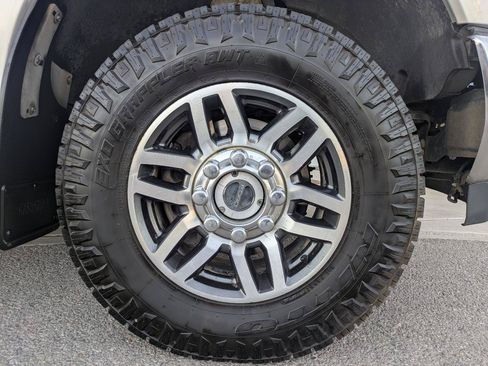 Used 2019 Ford F350 Lariat AWD/4WD image 12