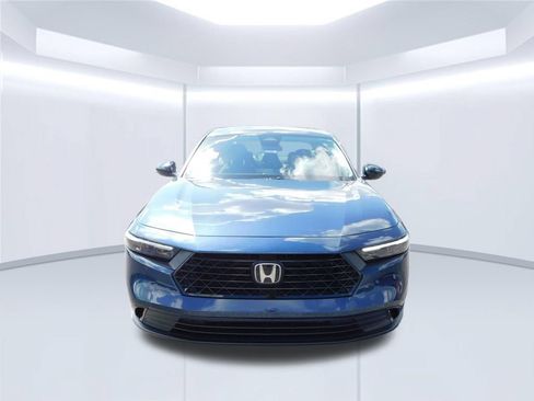 Used 2025 Honda Accord SE image 8