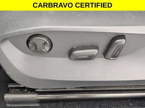 Used 2022 Volkswagen Tiguan SE AWD/4WD image 14