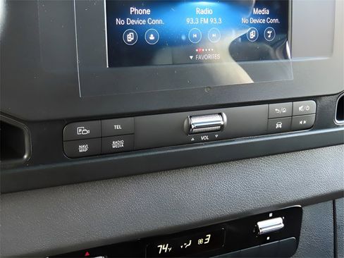 Used 2024 Mercedes-Benz Sprinter 2500 image 40