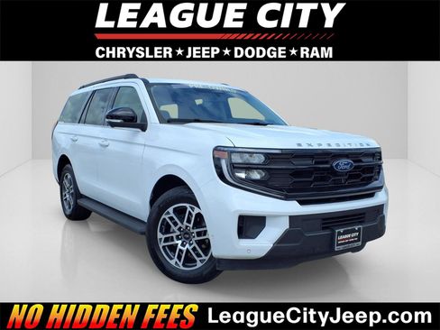 Used 2025 Ford Expedition Active image 1