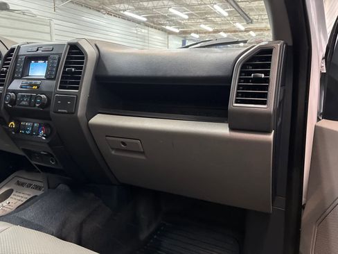 Used 2022 Ford F350 XL w/ Power Equipment Group AWD/4WD image 28
