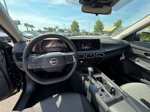New 2026 Nissan Sentra SV FWD image 18