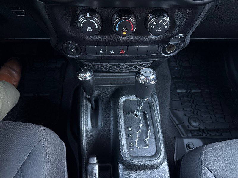 Used 2018 Jeep Wrangler Unlimited Sport S AWD/4WD image 20