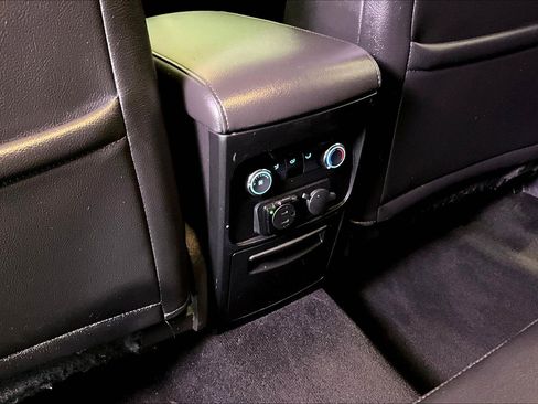 Used 2019 Ford Flex Limited FWD image 10