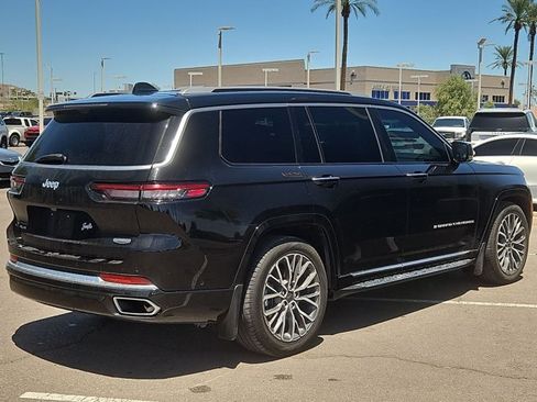 Used 2021 Jeep Grand Cherokee L Summit AWD/4WD image 5
