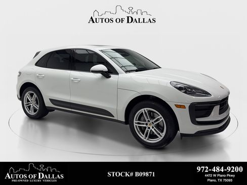 Used 2023 Porsche Macan AWD/4WD image 1