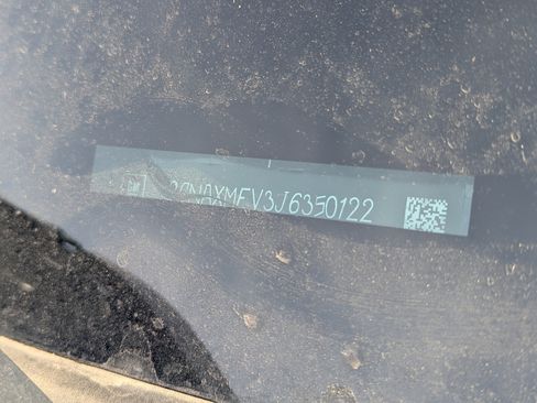 Used 2018 Chevrolet Equinox Premier image 10