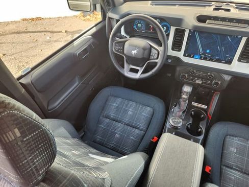 New 2025 Ford Bronco Heritage Edition image 10