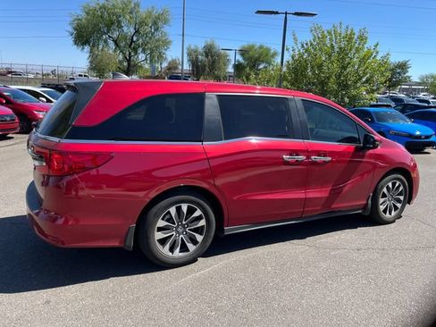 Used 2023 Honda Odyssey EX-L image 5