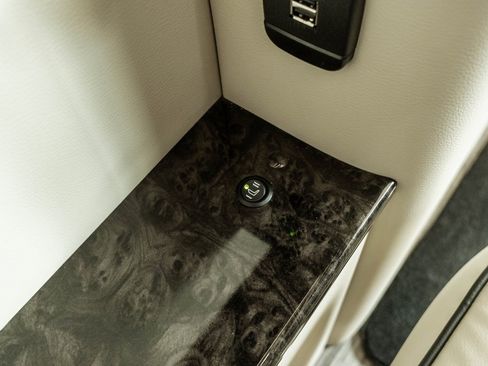 Used 2022 Mercedes-Benz Sprinter 3500 image 28